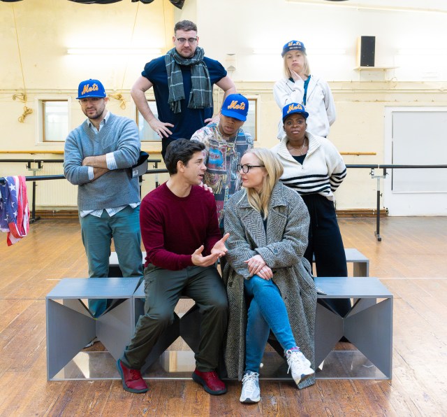 Compagnie, si alors des images de répétition, Savoy Theatre, Credit Victoria Davies (7)