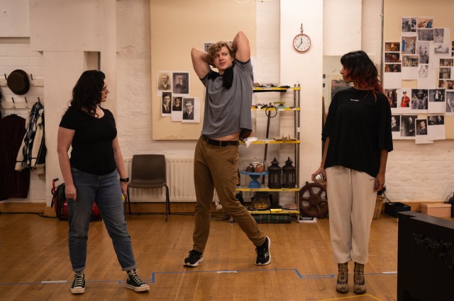 James Daly avec Safeena Ladha et Dianne Pilkington Credit Matt Crockett