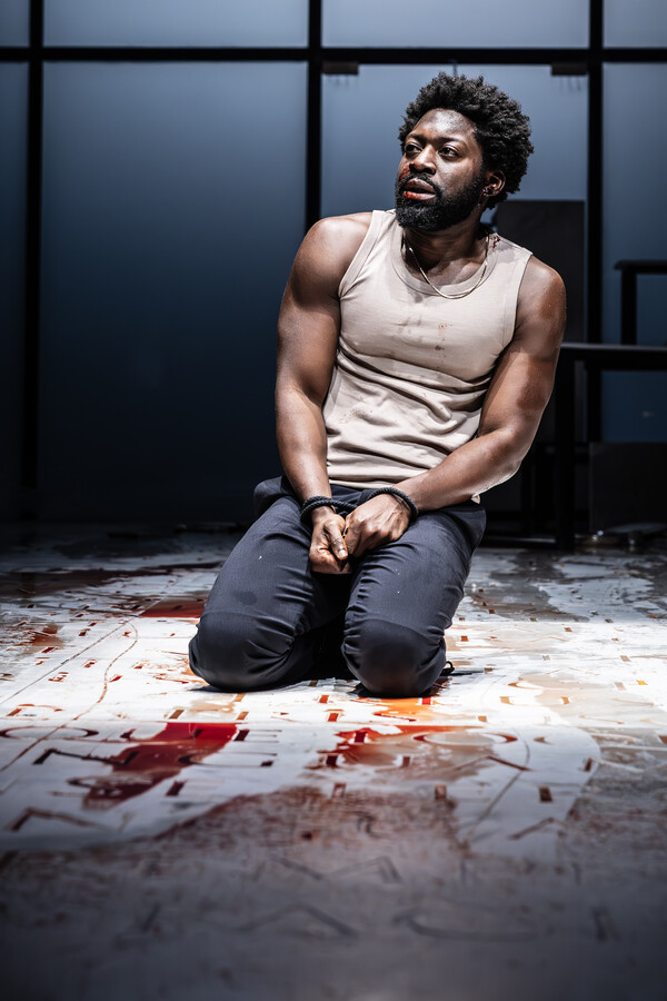 397748 Titus Andronicus Production Photos 2025 2025 Utilisation du Web