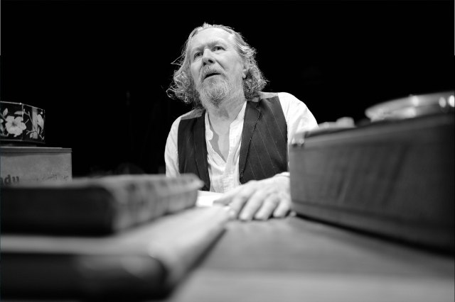 Gary Oldman in Krapp