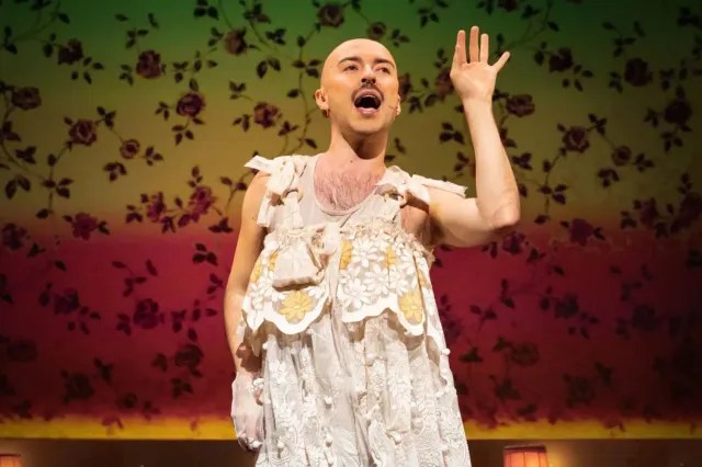 Rob Madge est mon fils un queer (mais que pouvez-vous faire?) Annonce New York Run