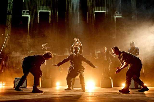 Hamlet salue le voleur, (8)