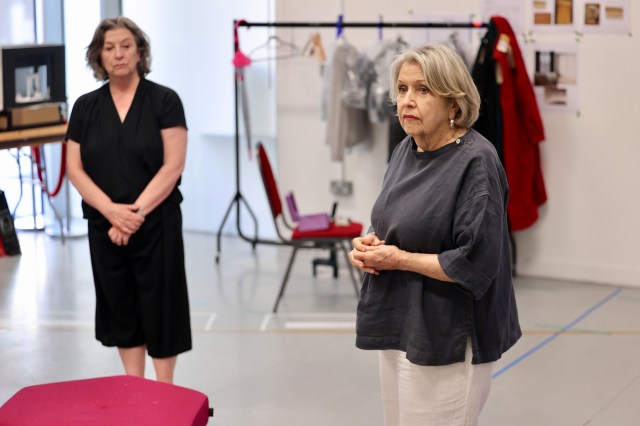 Caroline Quentin, Anne Reid (1) credit Jonathan Phang