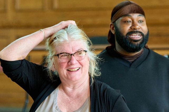 Felicity Montagu et Emmanuel Akwafo en répétitions, Manuel Harlan