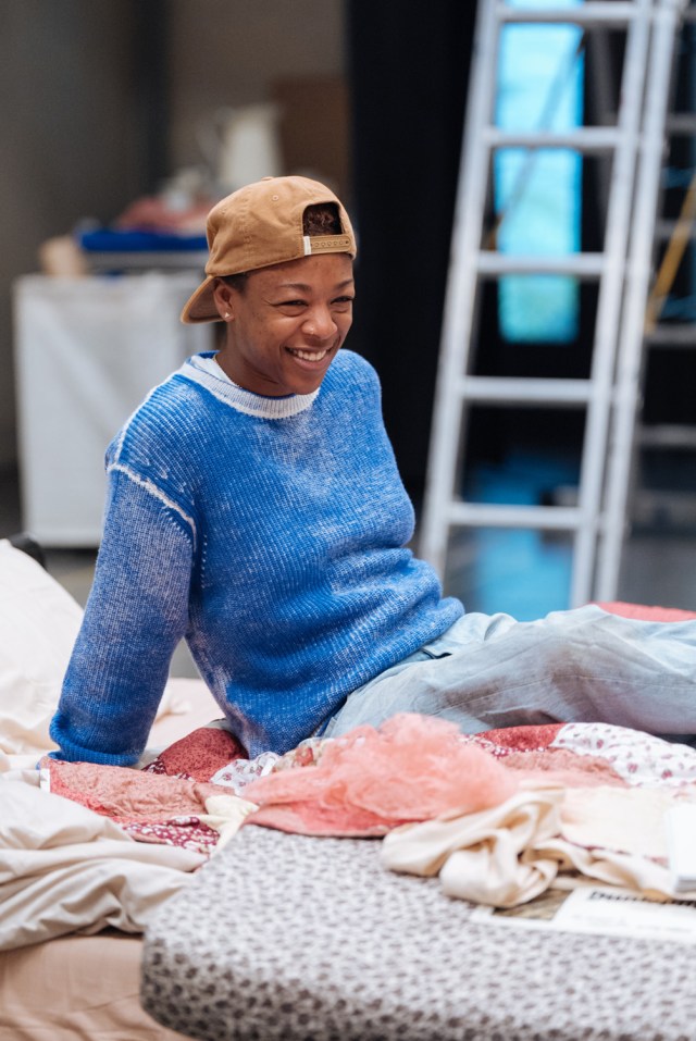Samira Wiley en répétitions pour les vêtements intimes Donmar Warehouse Photo par Helen Murray (1)