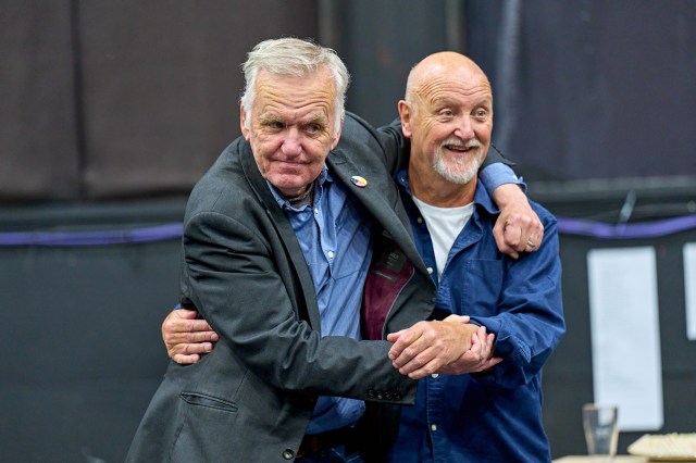 Alan Williams et Philip Whitchurch en répétitions pour «Till the Stars Down». Crédit Manuel Harlan