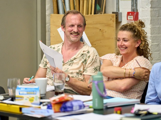 Thomas Michaelson (Ensemble) et Louisa Clein (Ensemble) en répétitions pour entre autres au National Theatre. (c) Manuel Harlan 014