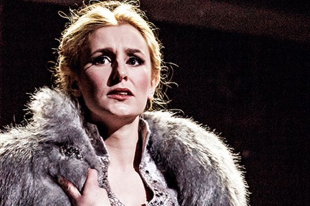 Laura Carmichael dans les femmes de chambre