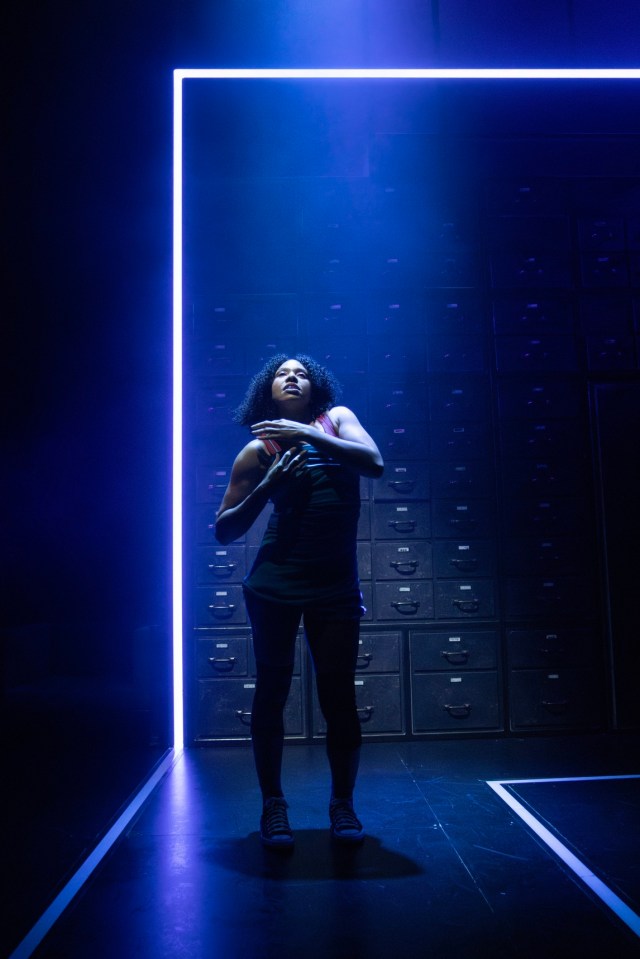 Atomes Perdus Hannah Sinclair Robinson (Jess) Crédit Photo Scott Graham