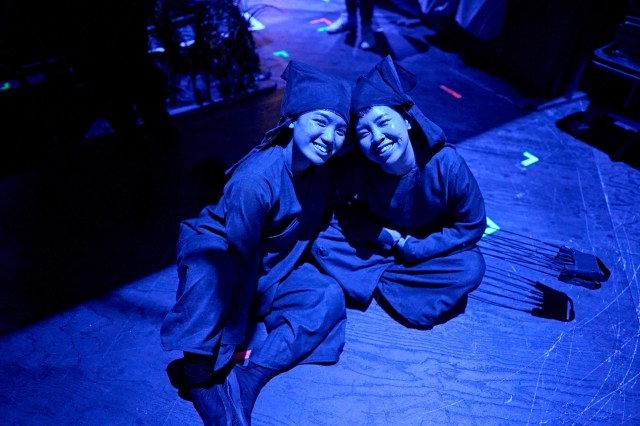 Sabrina Pui Yee Chin et Annakanako Mohri dans les coulisses de mon voisin Totoro © Manuel Harlan