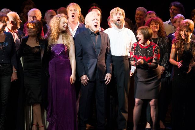 Frances Ruffelle (Eponine), Carrie Hope Fletcher (Eponine), John Owen Jones (Jean Valjean), Colm Wilkinson (Jean Valjean), Peter Lockyer (Jean Valjean), Patti Lupone (Fantine) et Rachelle Ann Go GO