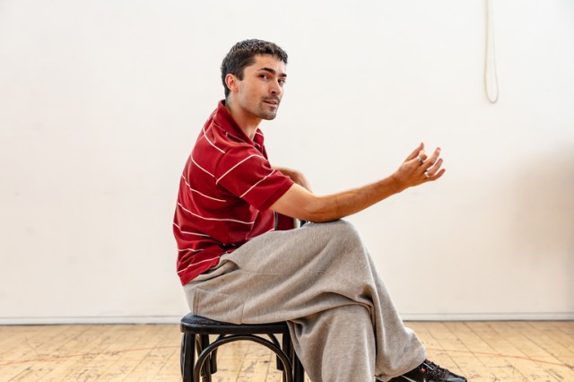 Damon Gould en répétition pour Ride the Cyclone