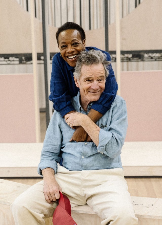 TOUS MES FILS. Répétitions. Marianne Jean-Baptiste et Bryan Cranston. Photo de Jan Versweyveld