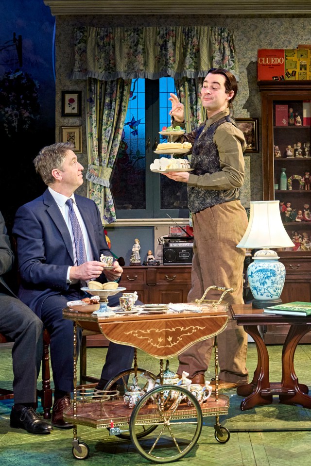 Daniel Casey (Barnaby) & Rupert Sadler (Dennis Rainbird) dans The Killings at Badger's Drift, ©Manuel Harlan