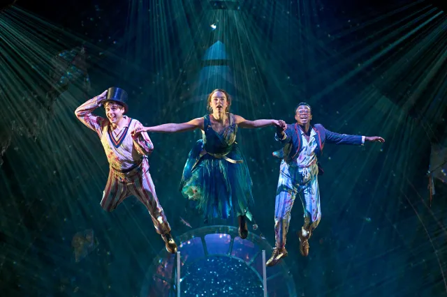 411855 Wendy Peter Pan Barbican 2025 Production Images 2025