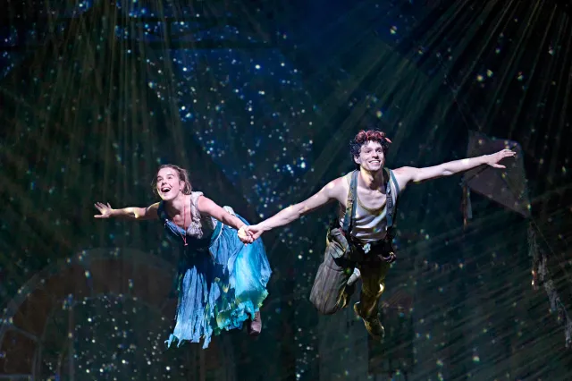 411870 Wendy Peter Pan Barbican 2025 Production Images 2025