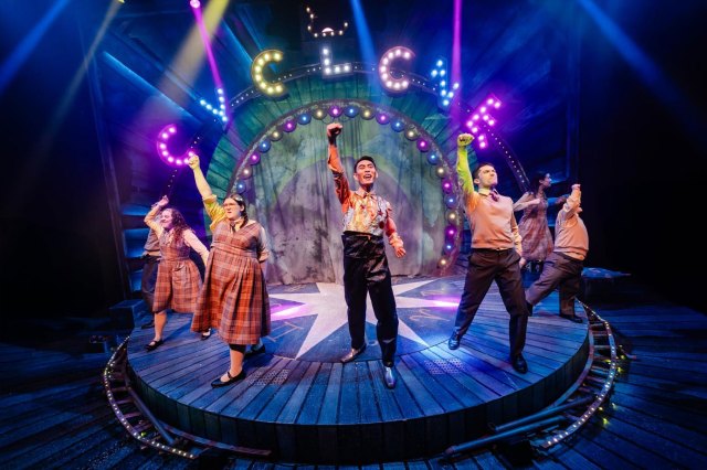 The cast of Ride the Cyclone