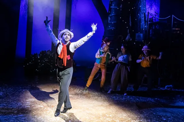Oliver Sidney in No Such Thing As Wolves
