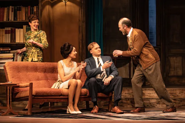 Katy Stephens, Leah Haile, Ben Hall et Matthew Pidgeon dans Qui a peur de Virginia Woolf ?