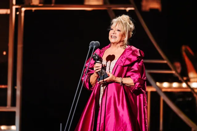 Elaine Paige aux Olivier Awards, photo de Danny Kaan