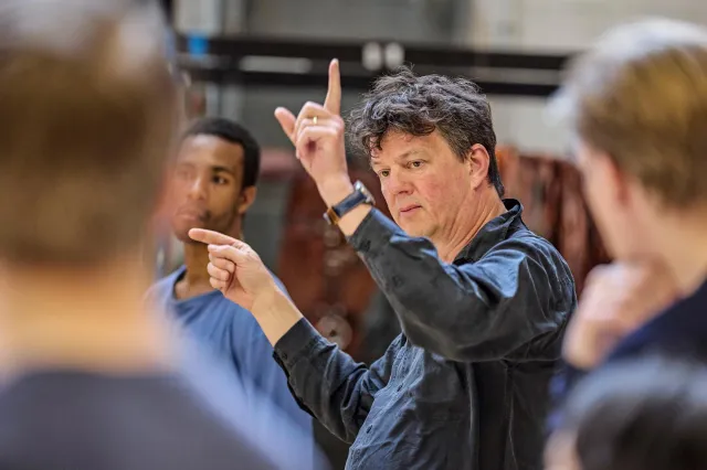 Répétitions de War Horse 2026 au Théâtre National LR Corey Montague Sholay, Tom Morris 0463.P c Brinkhoff Moegenburg