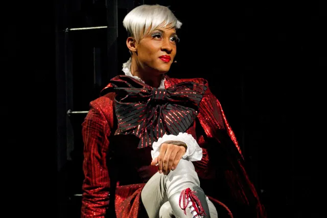 Michaela Antonia Jaé Rodriguez dans Rent Michaela Antonia Jaé Rodriguez dans Rent