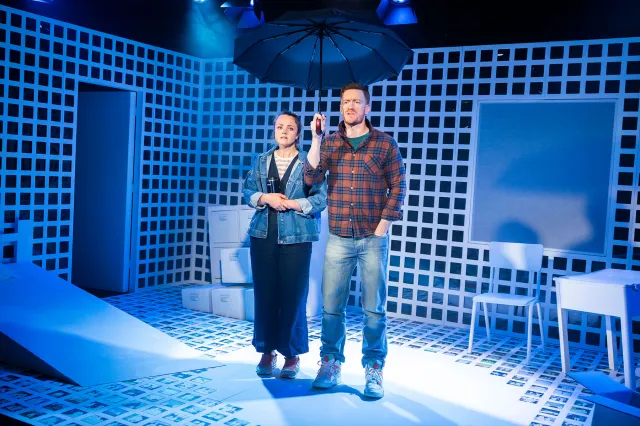 Scènes d'une amitié 2 Katie Redford et Benedict Salter dans Scènes d'une amitié