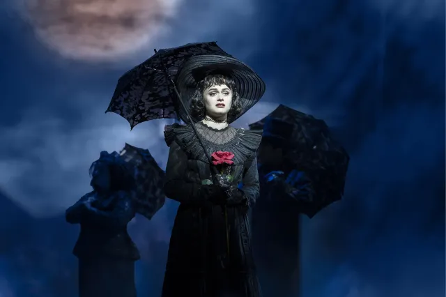 Hannah Nordberg in Beetlejuice