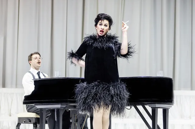Adam Filipe and Jinkx Monsoon in End of the Rainbow