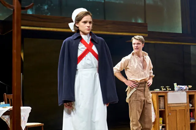 Isabella Dempster et Jasper Talbot dans Expiation