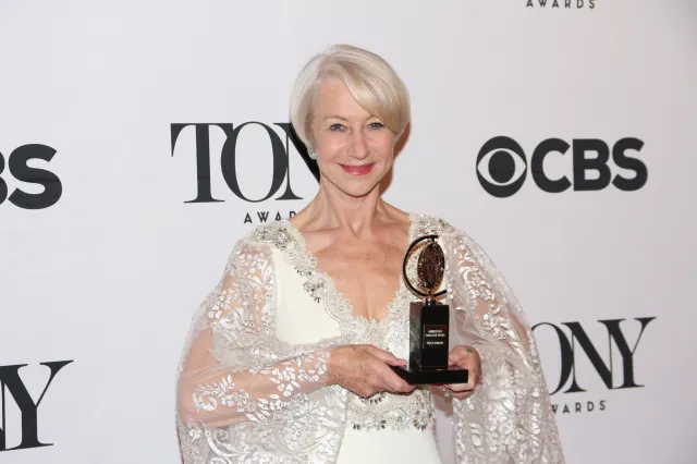 Honneurs d'anniversaire : Helen Mirren, Malorie Blackman, Dexter Fletcher et d'autres reconnus