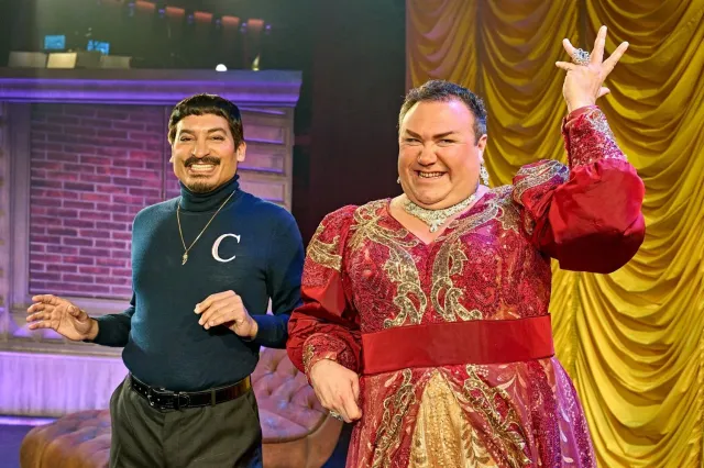 Raj Ghatak et Trevor Ashley dans Les Producteurs