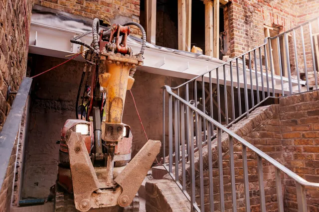 L'Orange Tree Theatre va supprimer les marches d'entrée dans le cadre de l'accessibilité du lieu