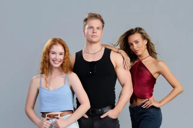 The three stars of Dirty Dancing, photo by Paul Madeley