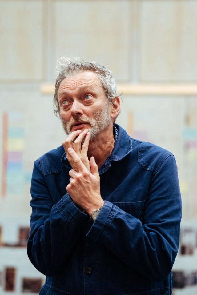 Michael Hodgson en répétition pour UN MOIS À LA CAMPAGNE Donmar Warehouse photo par Helen Murray