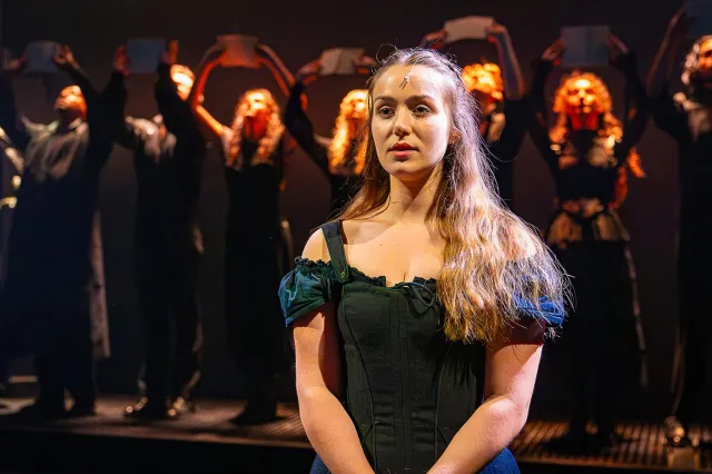 Première britannique de la comédie musicale Jane Eyre – premières photos