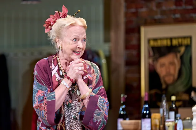 Susie Blake dans L'autre côté du meurtre