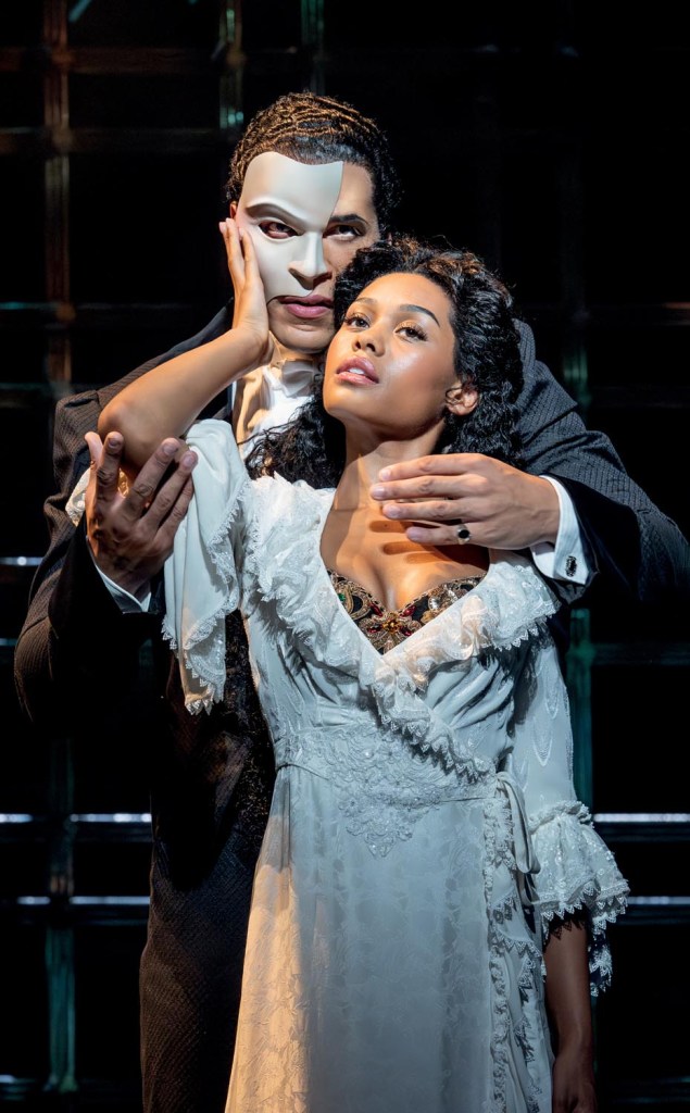 Jordan Donica et Béatrice Penny Touré. Photo de Johan Persson
