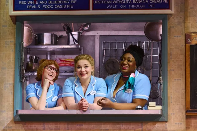 Evelyn Hoskins, Carrie Hope Fletcher et Sandra Marvin Evelyn Hoskins, Carrie Hope Fletcher et Sandra Marvin