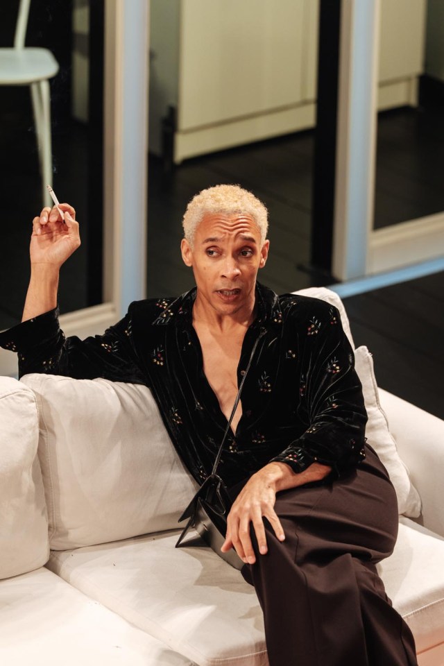 Craig Stein dans ILFORD BOY (Donmar Warehouse, 2026) Photo de Helen Murray Craig Stein dans ILFORD BOY (Donmar Warehouse, 2026) Photo de Helen Murray
