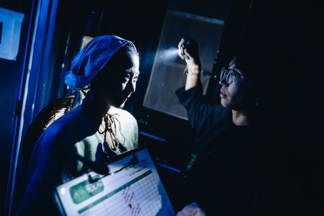 Natsumi Kuroda Mon voisin Totoro dans les coulisses du Gillian Lynne Theatre photo de Danny Kaan(1)